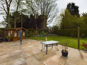 Rear patio/summerhouse- click for photo gallery
